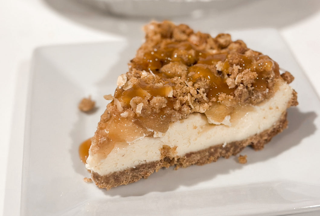 Apple Crumble Cheesecake